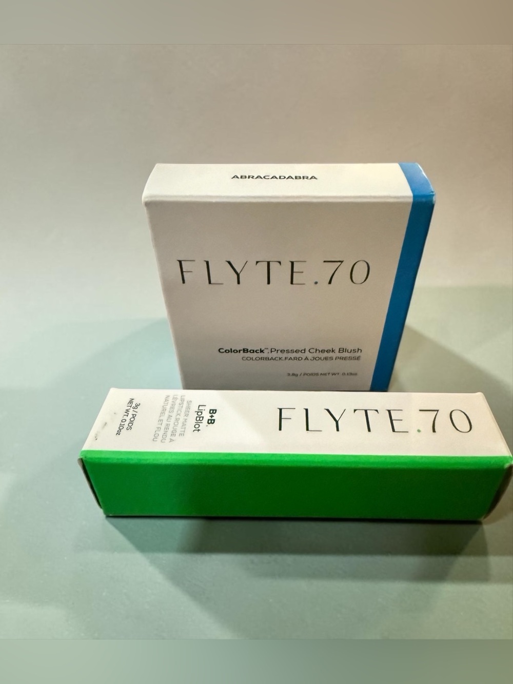 FLYTE.70 — Bundle-Red shades lipstick and blush - Picture 1 of 7
